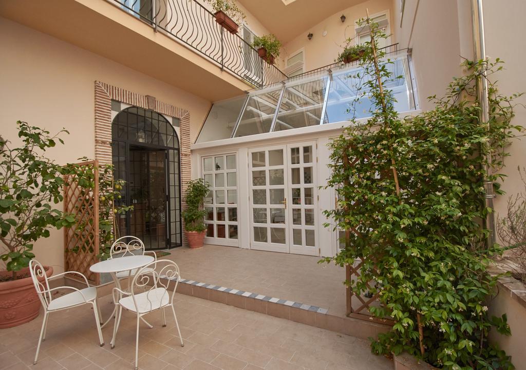 فندق Cas'E Charming House كازيرتا المظهر الخارجي الصورة