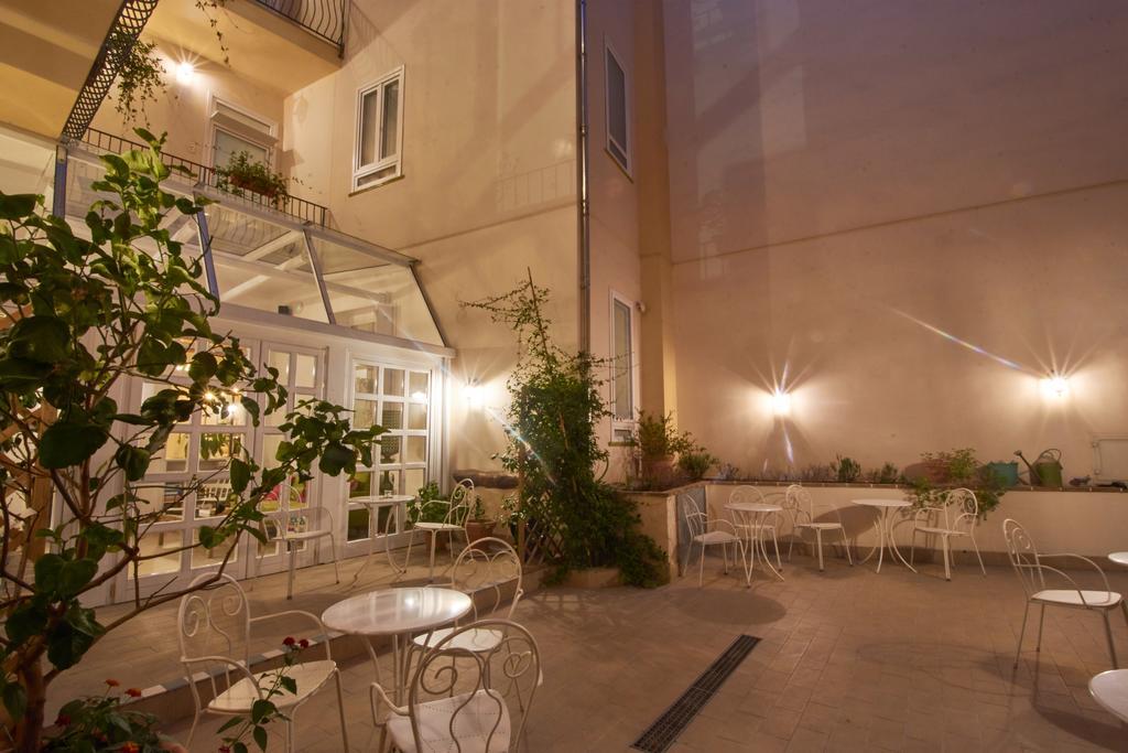 فندق Cas'E Charming House كازيرتا المظهر الخارجي الصورة