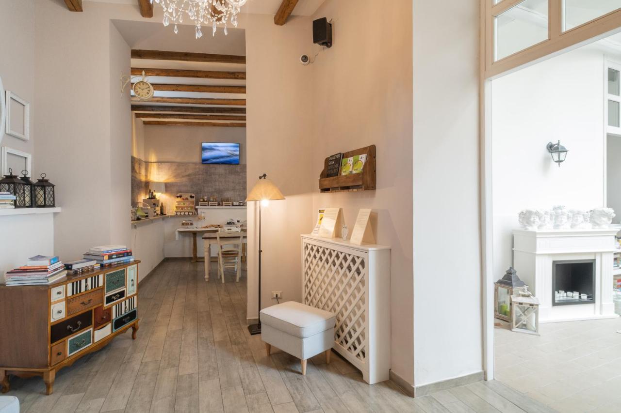 فندق Cas'E Charming House كازيرتا المظهر الخارجي الصورة