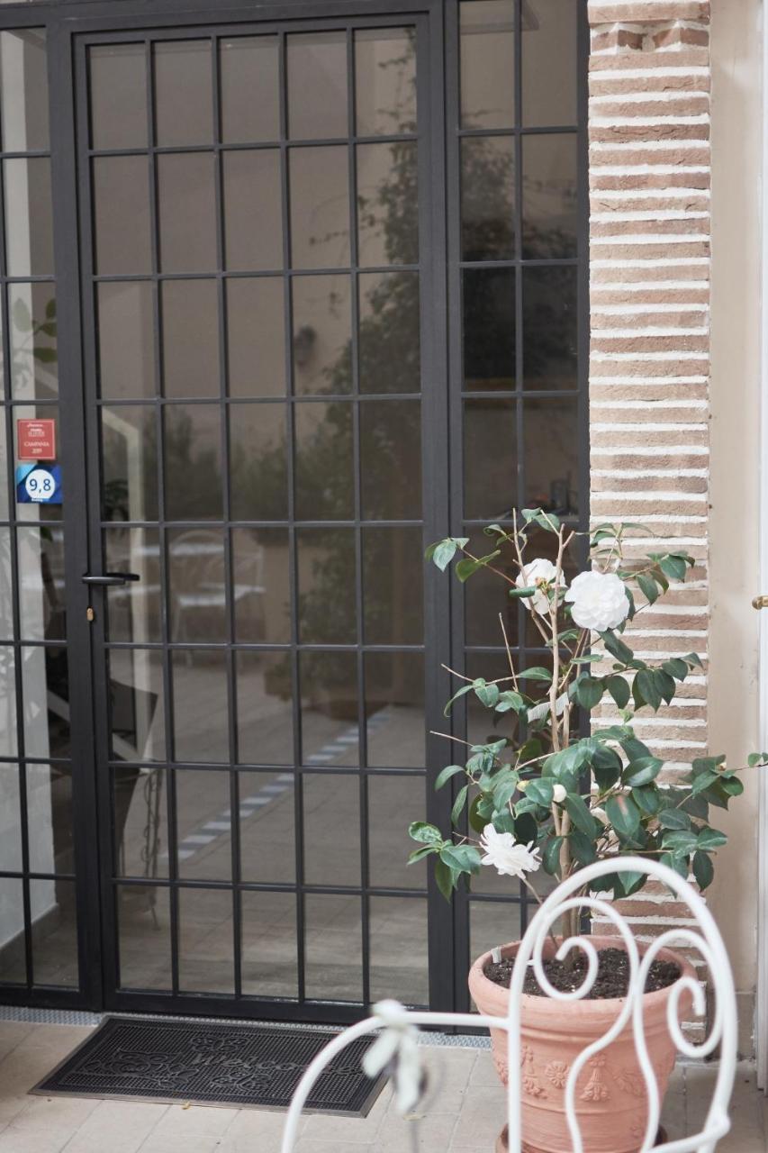 فندق Cas'E Charming House كازيرتا المظهر الخارجي الصورة